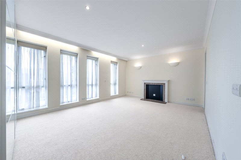 Spencer Walk, London, NW3