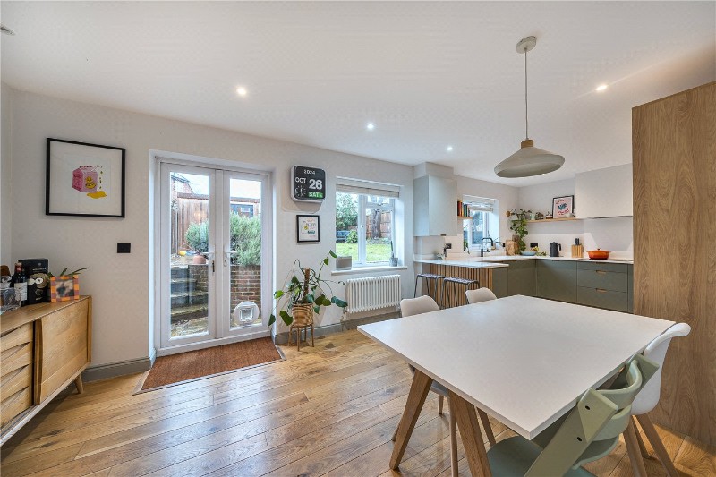 Roman Way, Farnham, Surrey, GU9