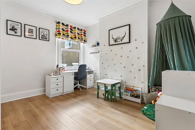 Sellincourt Road, London, SW17