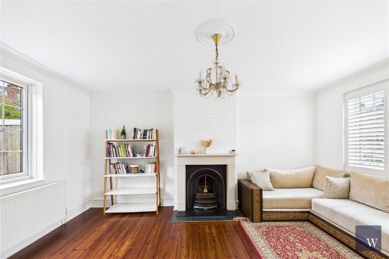 Cricklade Avenue, London, SW2