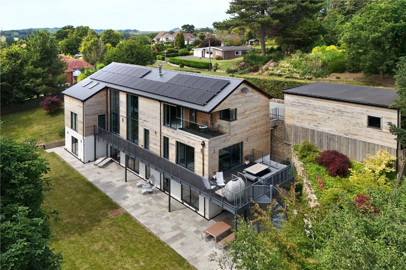 Cliff Road, Hythe, Kent, CT21