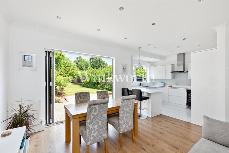 Chase Road, London, N14