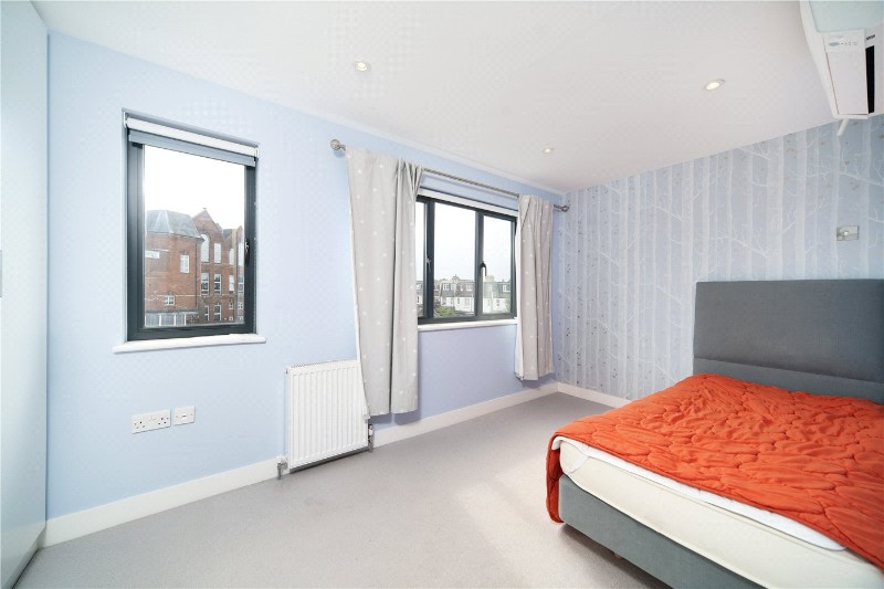 Greenend Road, Chiswick, London, W4