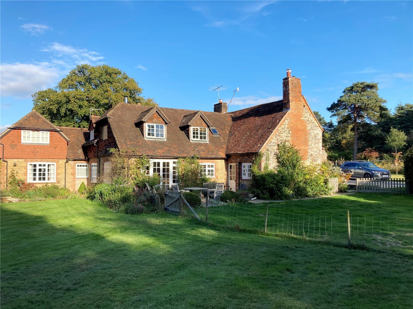 4 bedroom property for sale in Crosswater Lane, Churt, Farnham, GU10