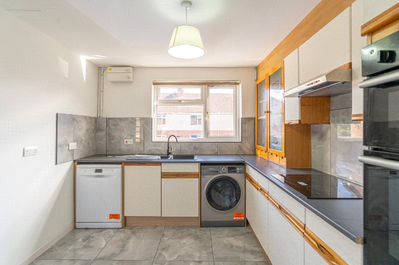 Lyttelton Road, Warwick, Warwickshire, CV34