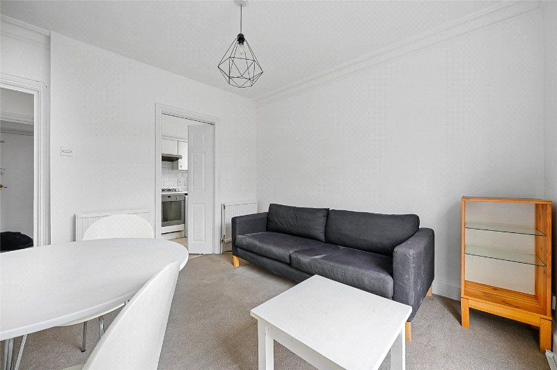 Ormiston Grove, London, W12