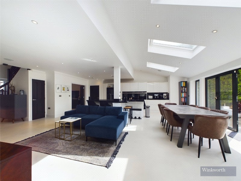 Cranes Drive, Surbiton, KT5