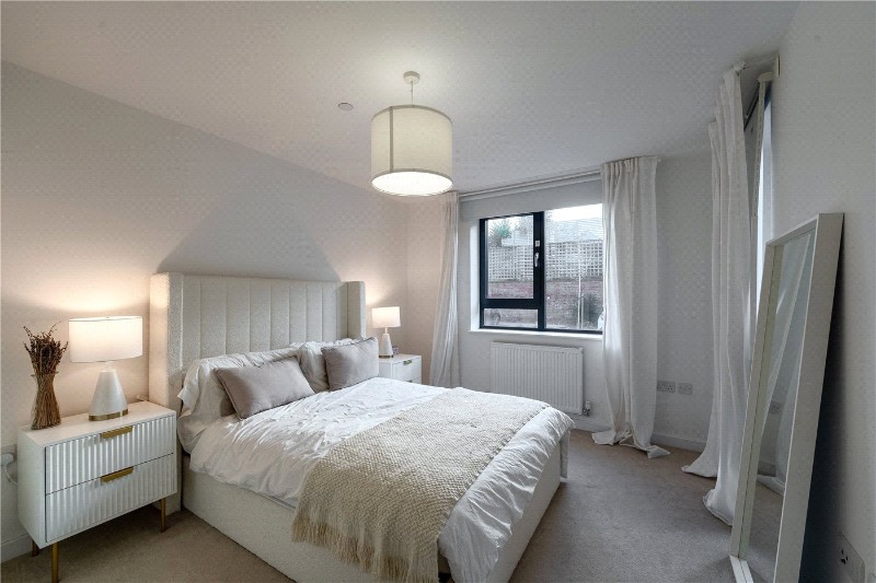 Beales Lane, Weybridge, Surrey, KT13