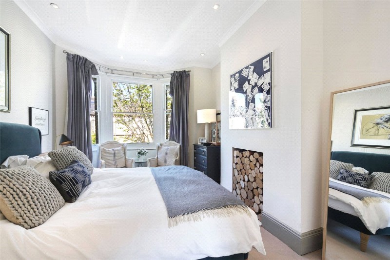 Arminger Road, London, W12