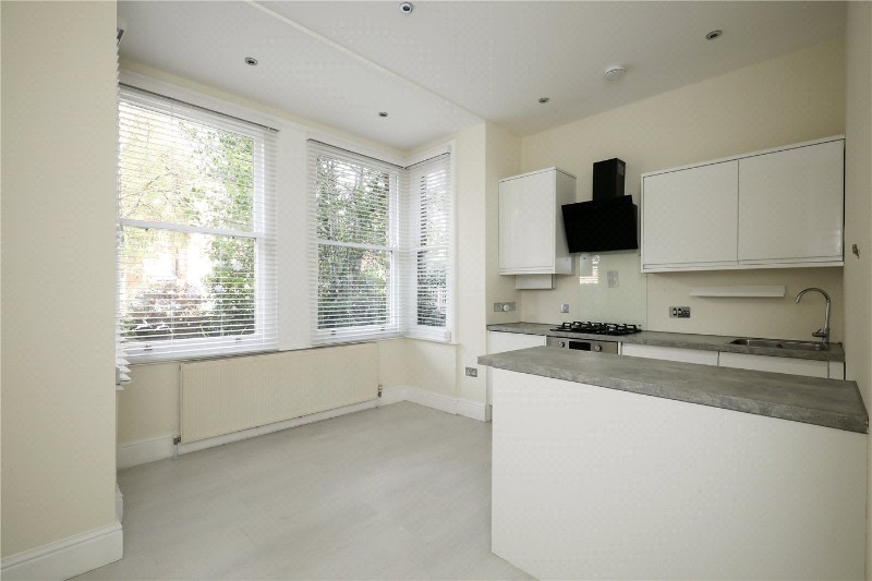 Grange Park, London, W5