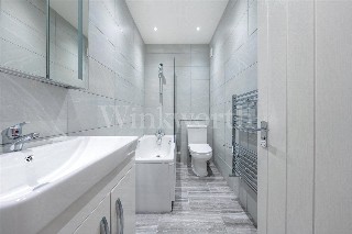 Vivian Avenue, London, NW4