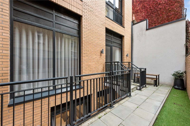 Dock Street, London, E1