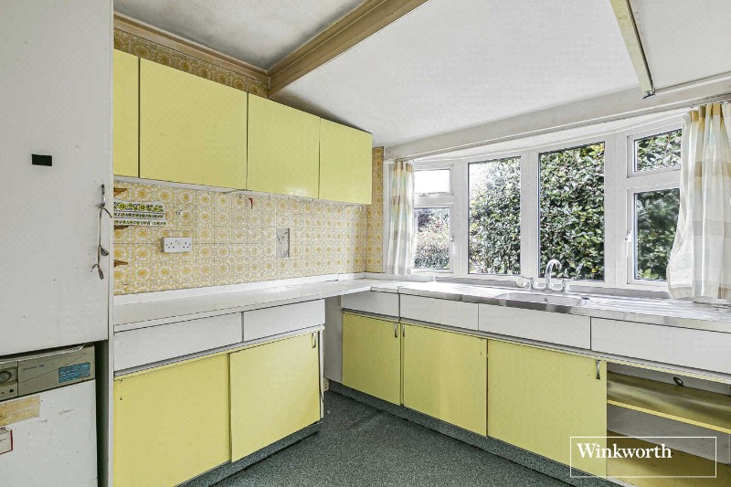 Sunbury Court Island, Sunbury-on-Thames, Surrey, TW16