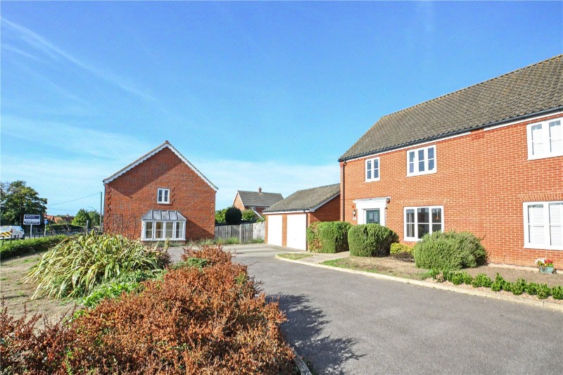 Carrington Close, Poringland, Norwich, Norfolk, NR14