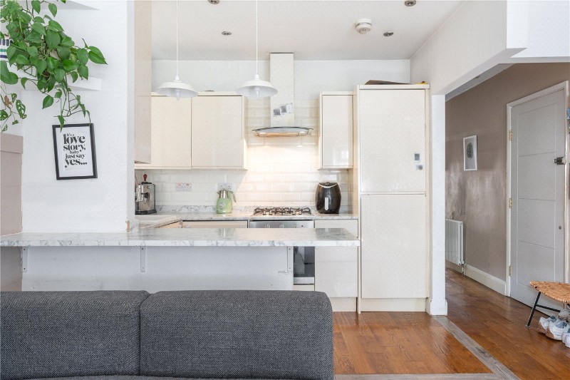 Gleneagle Road, London, SW16