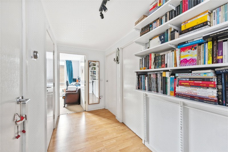 Seven Sisters Road, London, N4