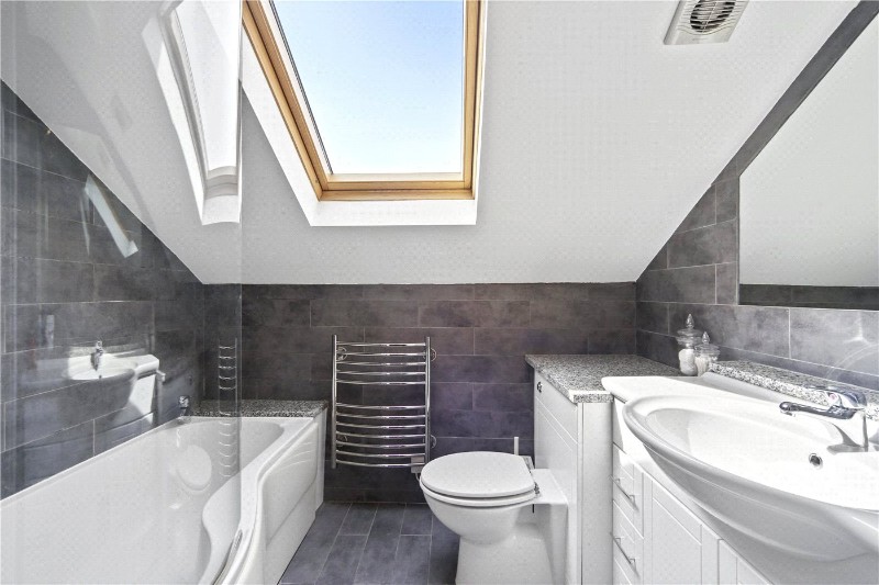 Davisville Road, London, W12