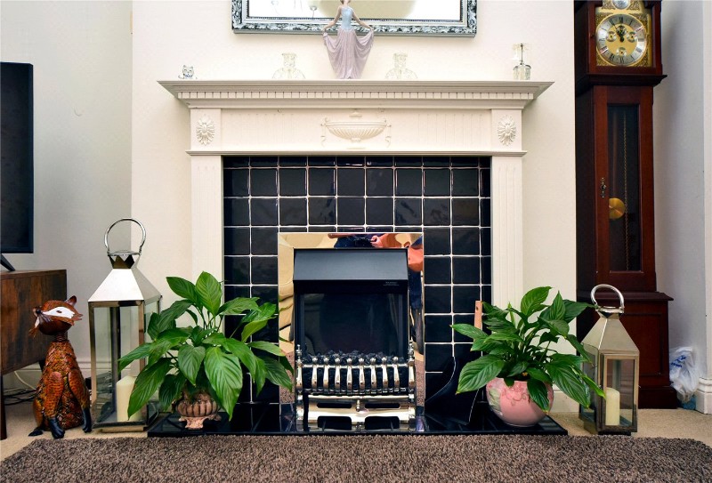 Cranfield Road West, Carshalton, SM5