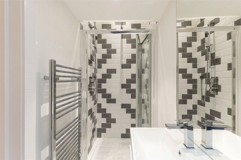 St Georges Drive, London, SW1V