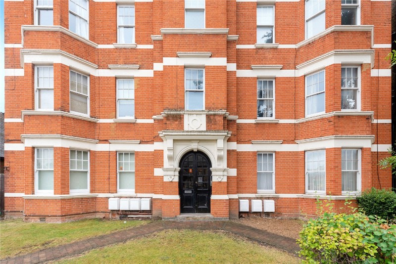 Trinity Road, London, SW17