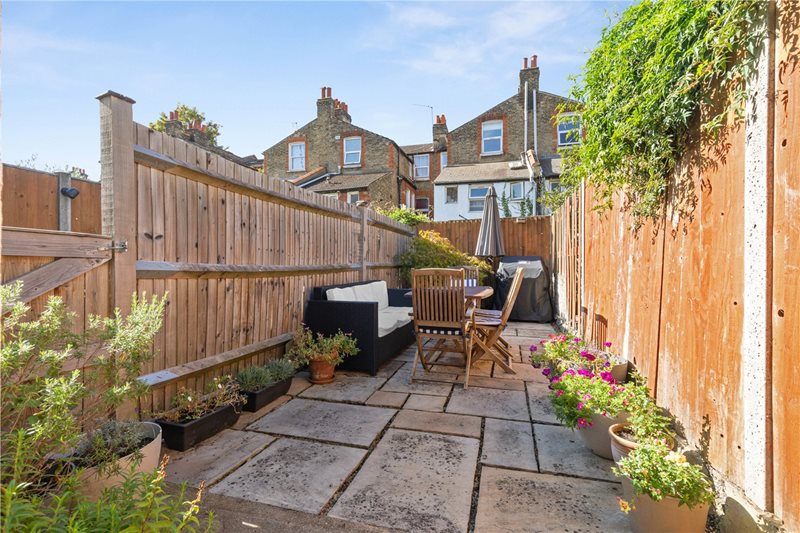 Coverton Road, London, SW17
