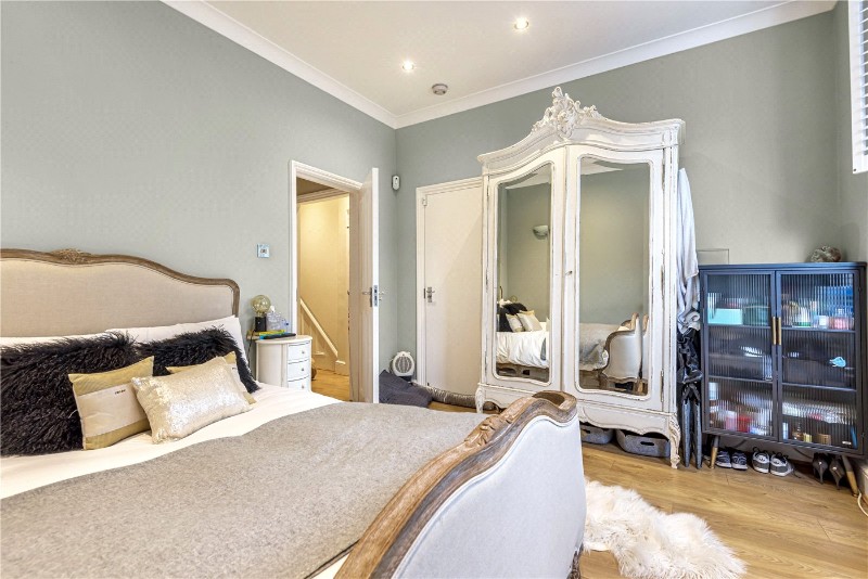Hollydale Road, Peckham Rye, SE15