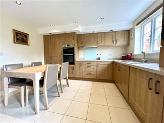 Buttercup Close, Salisbury, Wiltshire, SP2