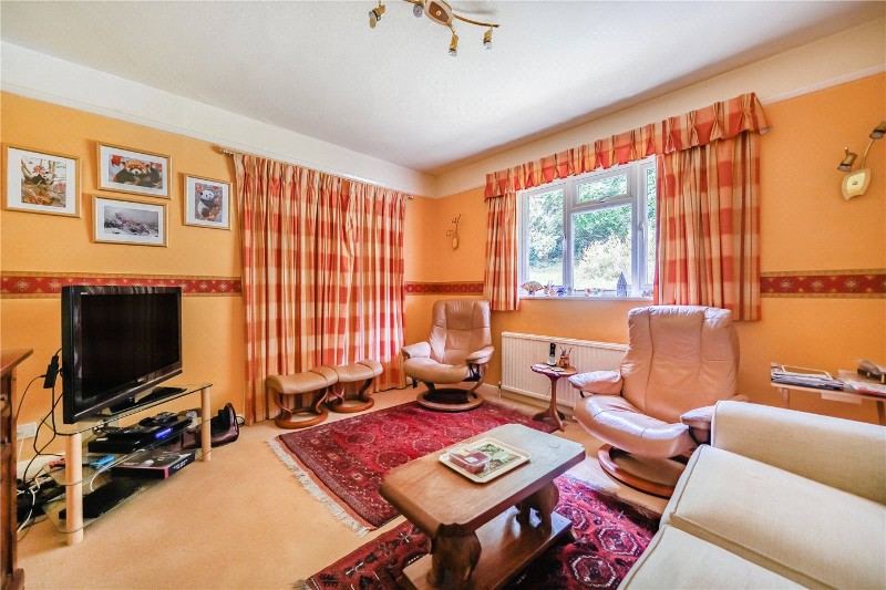 Hale House Lane, Churt, Farnham, Surrey, GU10