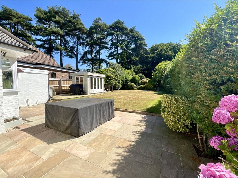 East Cliff Way, Friars Cliff, Dorset, BH23
