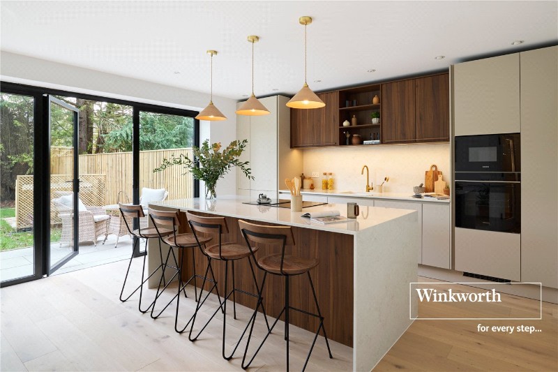 Ringwood Road, Ferndown, Dorset, BH22