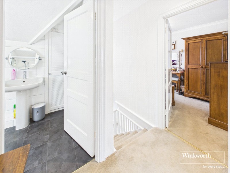 Sturgess Avenue, Hendon, London, NW4