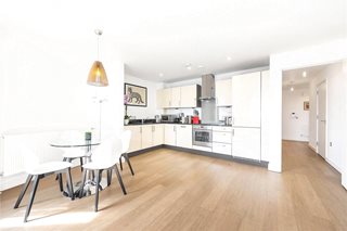 Bollo Lane, London, W4