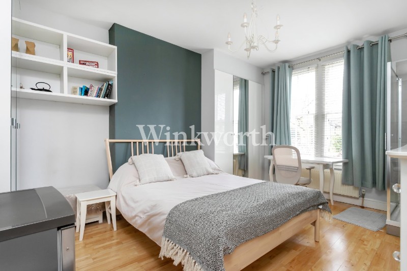 Derwent Road, London, N13
