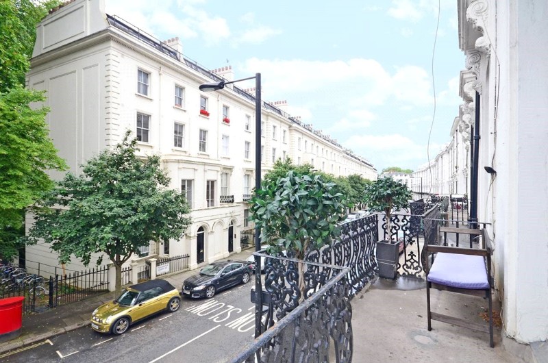 Gloucester Terrace, Bayswater, W2