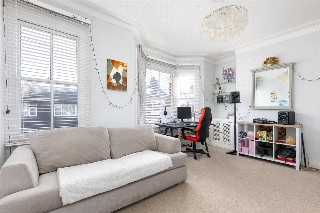 Mafeking Avenue, Brentford, TW8