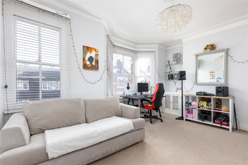 Mafeking Avenue, Brentford, TW8