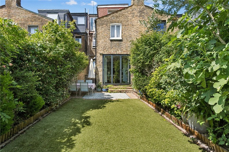 Roding Road, London, E5