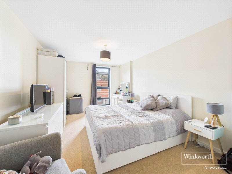 Kennet Street, Reading, Berkshire, RG1