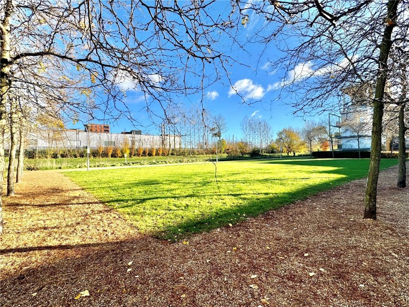 Chadwell Lane, London, N8