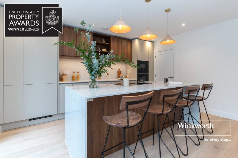 Ringwood Road, Ferndown, Dorset, BH22