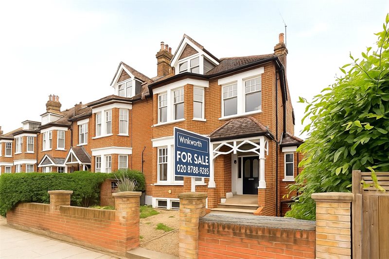 Holmbush Road, London, SW15