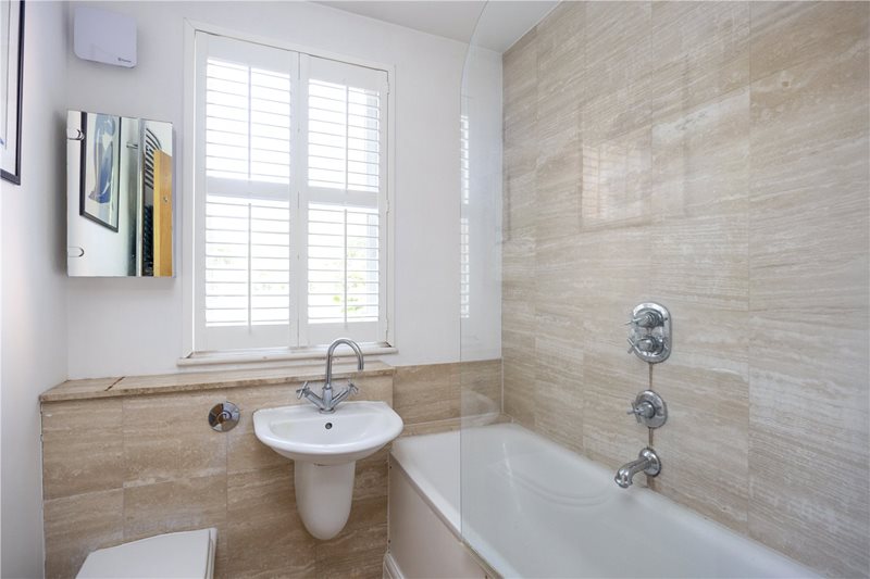 Putney Hill, London, SW15