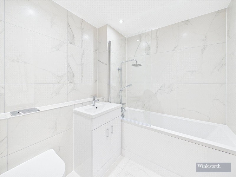 Castleview Road, Weybridge, Surrey, KT13