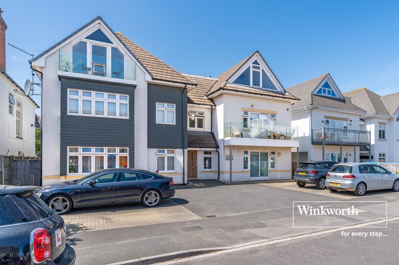 Pinecliffe Avenue, Bournemouth, Dorset, BH6