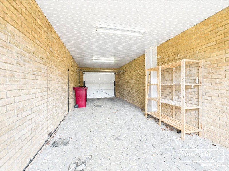 Haden Square, Reading, Berkshire, RG1