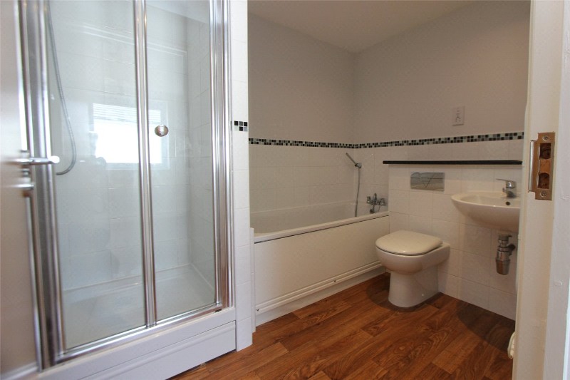 Glendale Gardens, Leigh-on-Sea, SS9