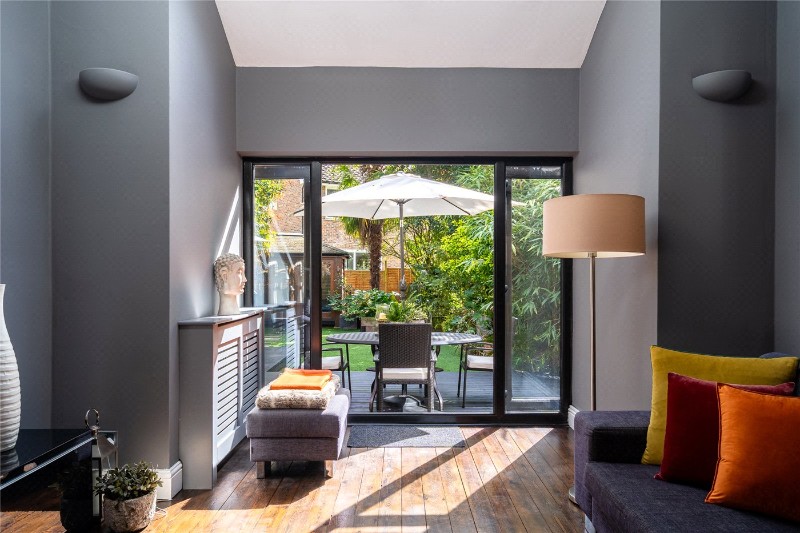 Palace Road, London, SW2