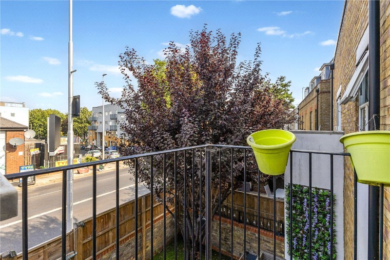 Wandsworth Road, London, SW8