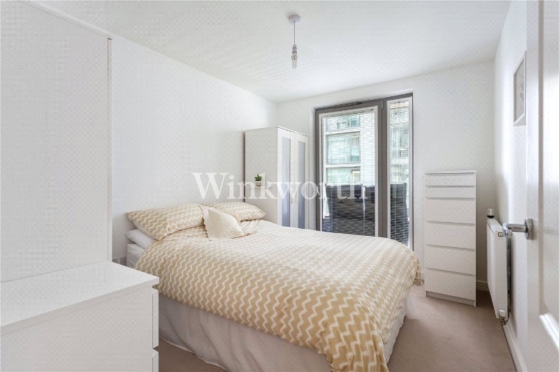 Merlin Heights, London, N17
