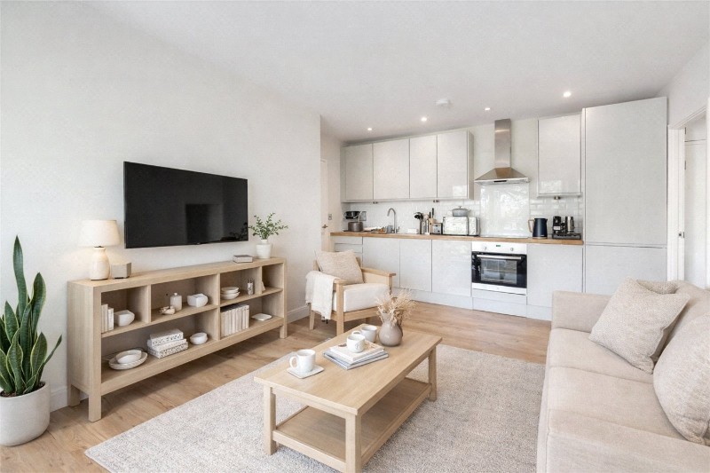 Crescent Road, London, N8